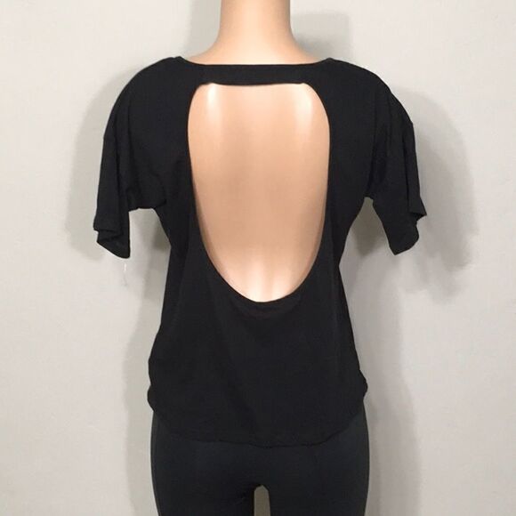 Fabletics oversized Key Tee. NWOT - Picture 5 of 7